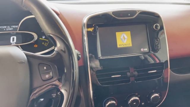 RENAULT Clio Expression Energy TCe 90 SS eco2 смотреть онлайн