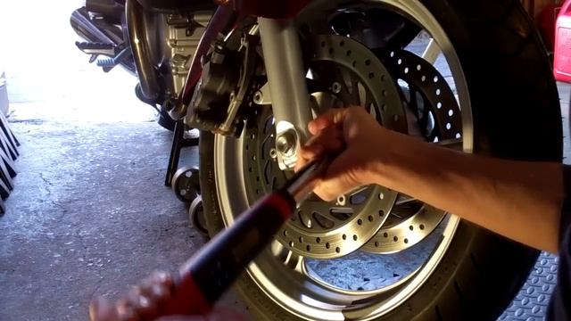 NT700V Front Wheel Replace