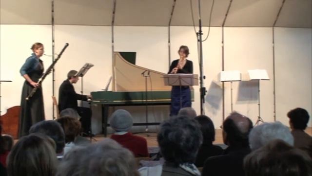 A. Vivaldi: Sonata per flauto, fagotto & basso continuo RV 86 (concerto da camera) - Allegro (2/4) смотреть онлайн