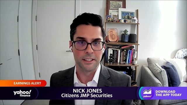 Amazon Q3 earnings beats estimates for sales, but misses target for cloud смотреть онлайн