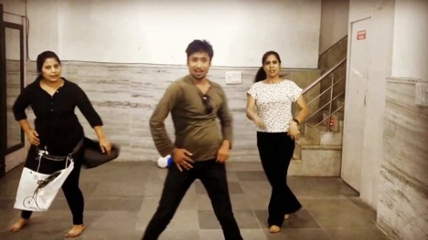 Sharara sharara dance choreography by Sushant wedding sangeet