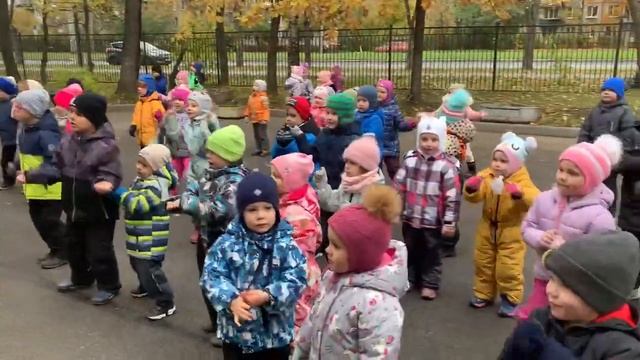 День здоровья в детском саду . Танец "Теплая шапка" смотреть онлайн