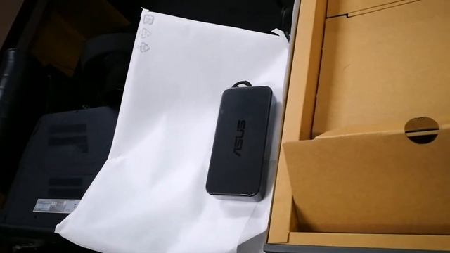 Asus Intel Core i7, 7th Gen 15.6 Laptop Unboxing and Review смотреть онлайн