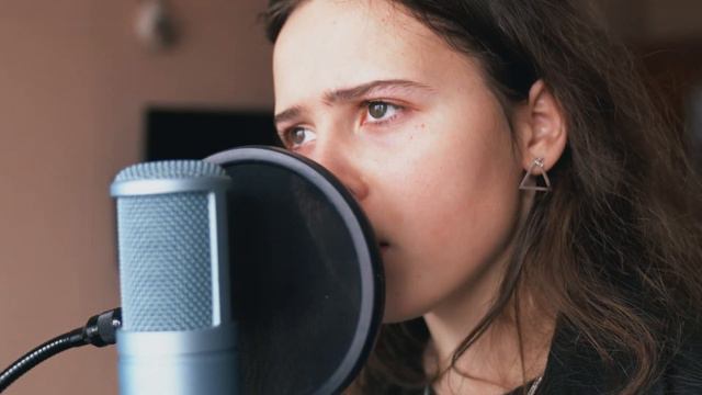 Олег Винник - Кто Я (ValeriaRaven cover) смотреть онлайн