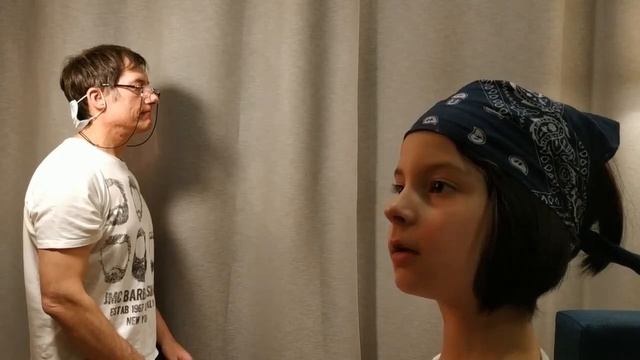 Мы в карантине играем Человек рассеянный смотреть онлайн