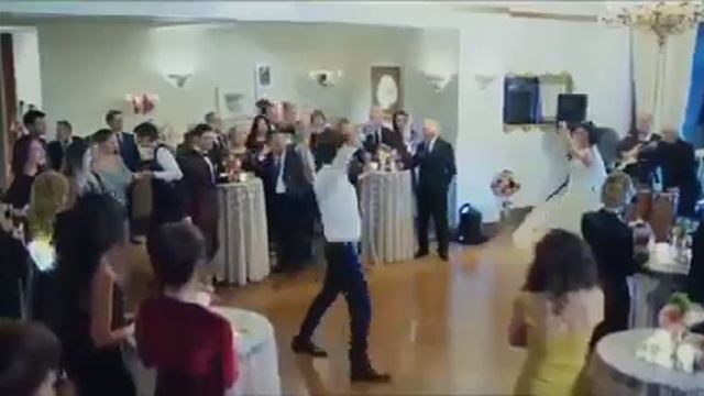 Очень красивый турецкий клип ??? смотреть онлайн