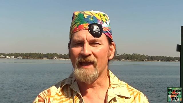 Real Reason Pirates Wear Eye Patches - Pirate Lifestyle TV ™ Quickie 036 смотреть онлайн