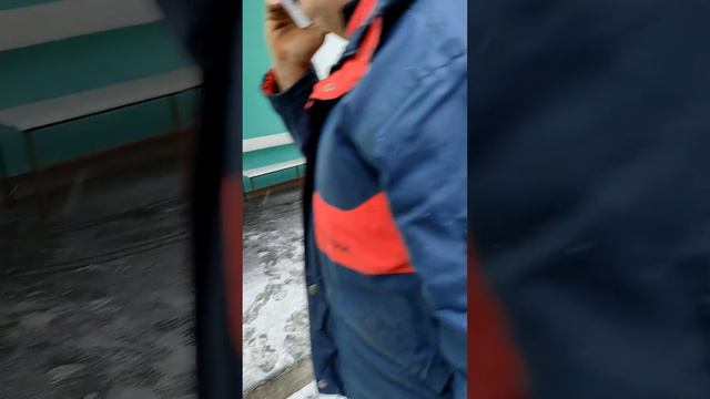 Делаю добрые дела. Помогаю пожилым и престарелым людям. смотреть онлайн