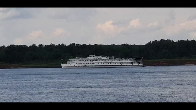 ГАЗ 66 КЕМПЕР Выезд на Волгу после ремонта смотреть онлайн