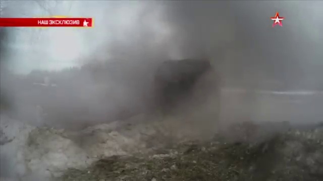 Бетонная стена не устояла против РПГ-28 «Клюква» смотреть онлайн