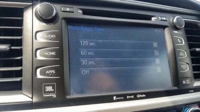 Customize your Toyota highlander dash and radio settings смотреть онлайн