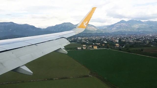 Landing in Tirana International Airport (Mother Theresa Airport Tirana) смотреть онлайн