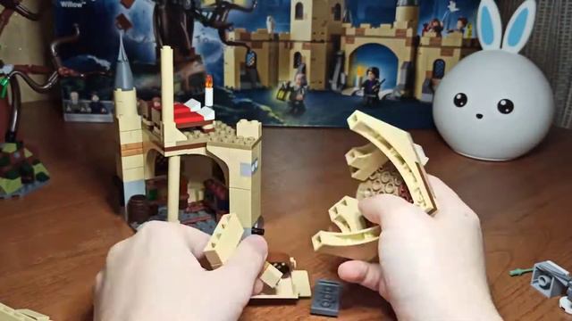 ХОГВАРТС LEGO СБОРКА ГРЕМУЧАЯ ИВА смотреть онлайн