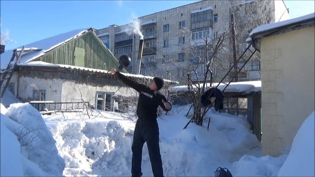 трюки с гирями + опасный трюк с гирями смотреть онлайн