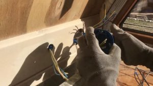 Кварцевый обогреватель ТЕПЛОКОМ. Установка через терморегулятор.