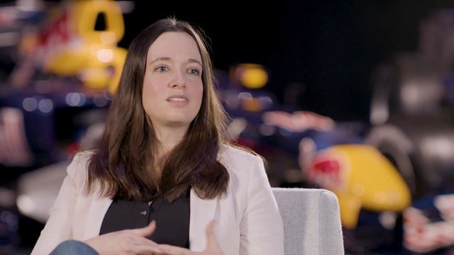 A diverse racing team is a stronger racing team | Oracle Customer Spotlight смотреть онлайн
