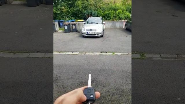 Центральный замок таёта авенсис т 250 . Неисправность или так должен работать ?