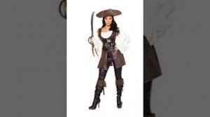 Корабль по морю плывёт зовётся чайный котелок