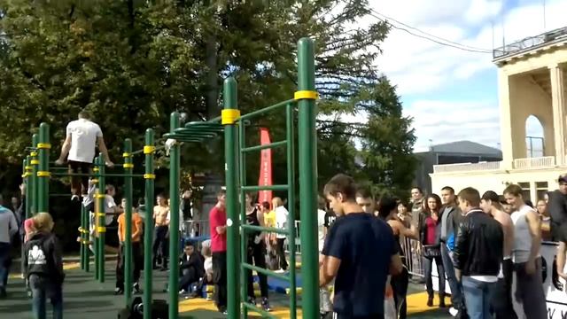 Воркаут Москва 2012. Лобанов vs Мархиль смотреть онлайн