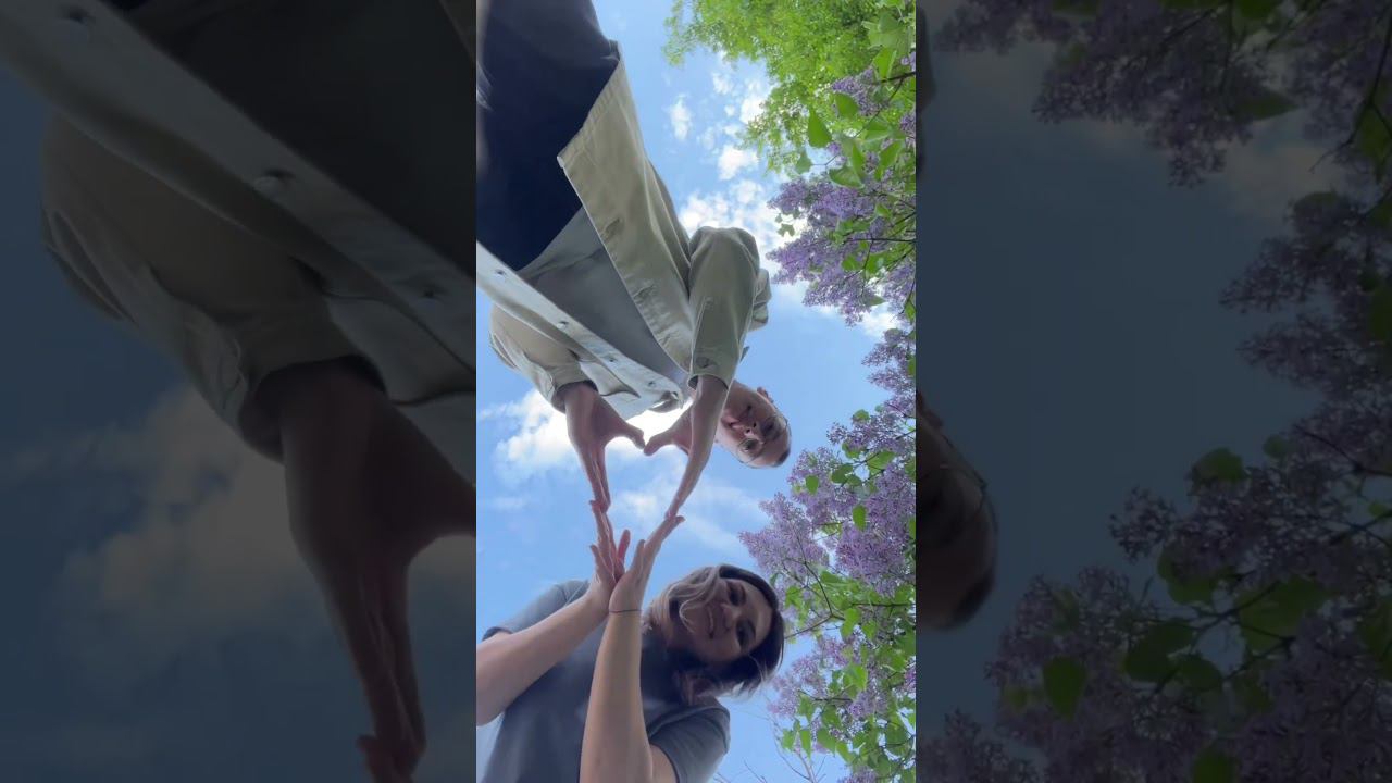 сделали милую заставку для телефона☺️