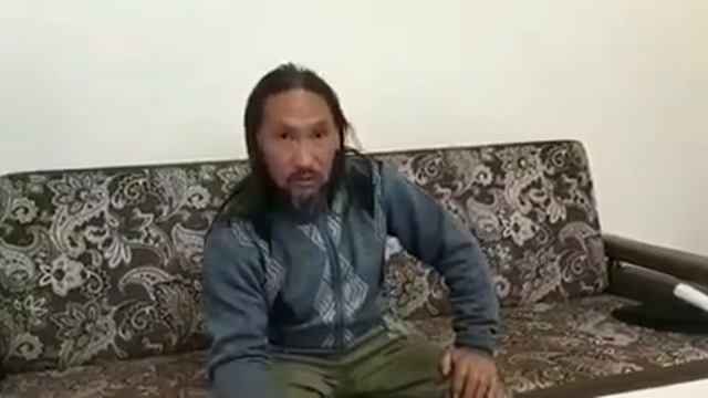 «Я должен пройти через все испытания», — Саня Шаман сообщил, что находится в доме сестры в Якутске смотреть онлайн