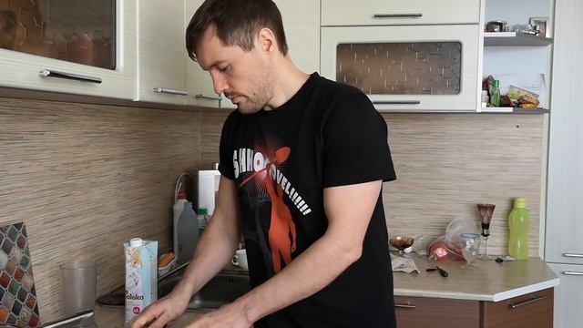 Как делать кокосовое молоко [Terl Kabot] смотреть онлайн