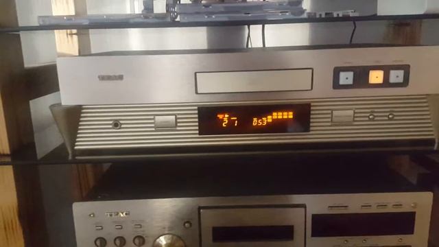 Teac cd-5 cd player смотреть онлайн