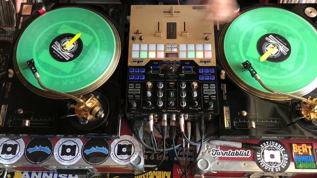 DJ Melo-D 7 O’Clock Menu Mix Episode 1 смотреть онлайн