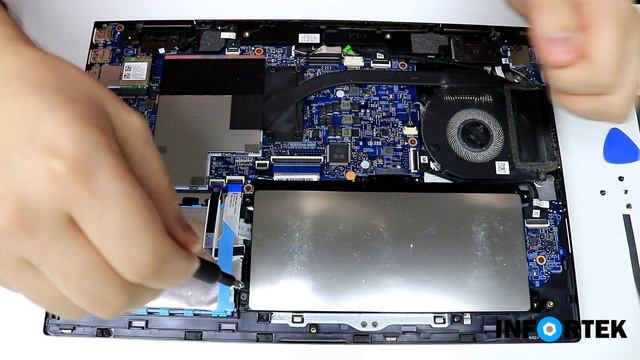 HP HENVY x360 Convertible Laptop Battery replacement change (Reparatur) смотреть онлайн