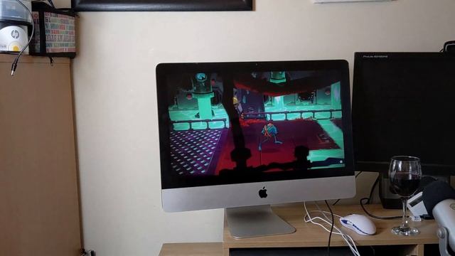 iMac that was £99 - does it run 2021 modern games and windows 11? Kind of! смотреть онлайн