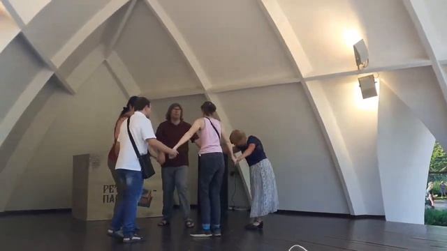 КОГДА УБЕГАЛА ОТ ТЕБЯ БЕЗ ОГЛЯДКИ! ТАНЦЫ В ПАРКЕ ГОРЬКОГО ХАРЬКОВ 2021 смотреть онлайн