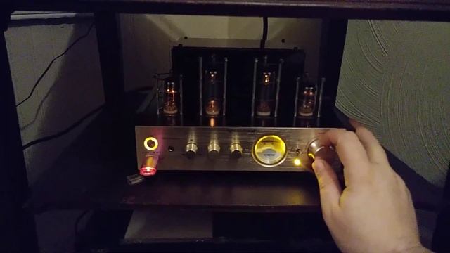 My Rockville BluTube Amplifier and the Foo-foo on a Budget Stereo System смотреть онлайн