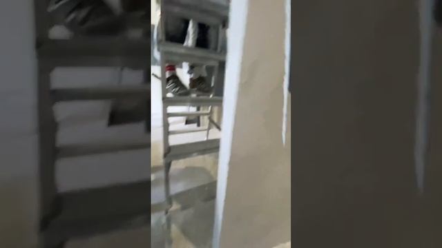 Нанесение декоративной штукатурки смотреть онлайн