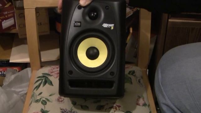 KRK Rokit 5 G2 Studio Monitors Unboxing & Review смотреть онлайн