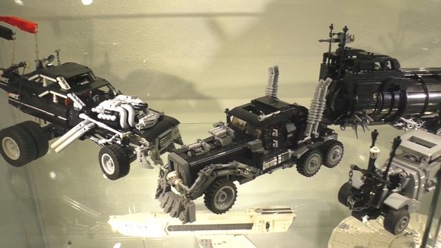 Custom LEGO Gigahorse Mad Max Fury Road Update & Review! смотреть онлайн