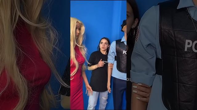 Огромные куклы Барби и Кена смотреть онлайн