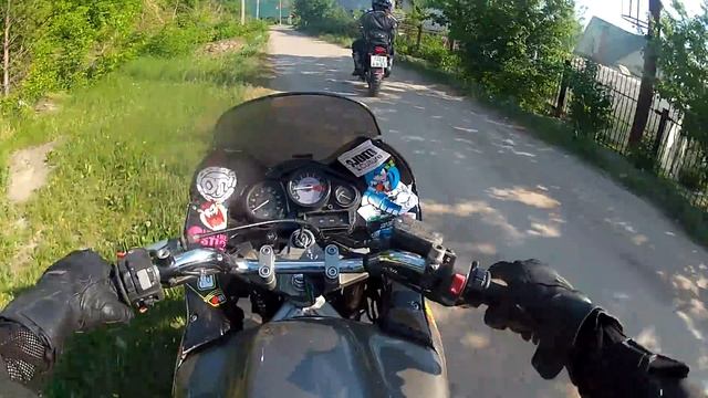 По лесу на Yamaha TDM850/ Незапланированная съемка