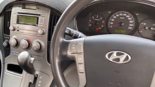 Hyundai iMax 8 Seater Auto Diesel смотреть онлайн