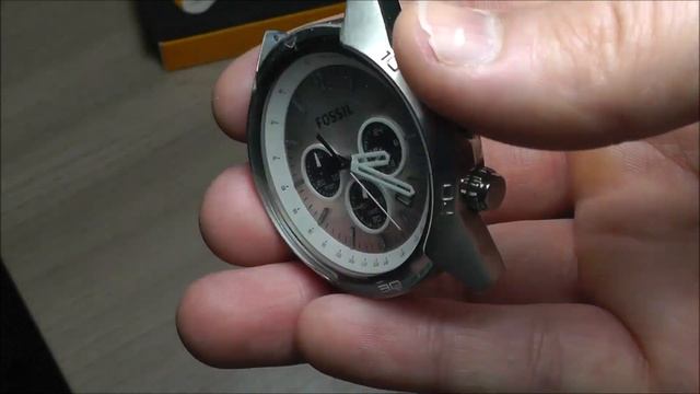 Как поменять батарейку на часах Fossil CH 2592 ? смотреть онлайн