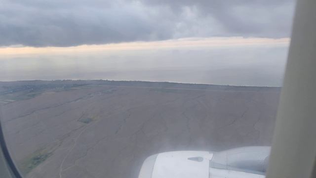 Приземление в аэропорту Тамчы. Иссык-Куль, Кыргызстан / Landing at Tamchy. Issyk-Kul, Kyrgyzstan смотреть онлайн