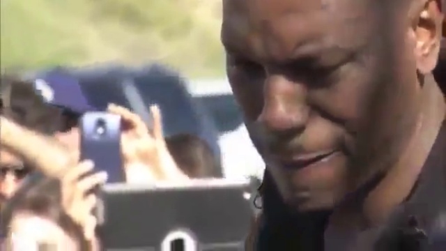 Кадры с места ДТП Пол Уокер смотреть онлайн