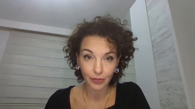 Предсказания по рунам - обзор курса | Рунолог | Биоэнергетик | Психолог | Светлана Костандаки смотреть онлайн