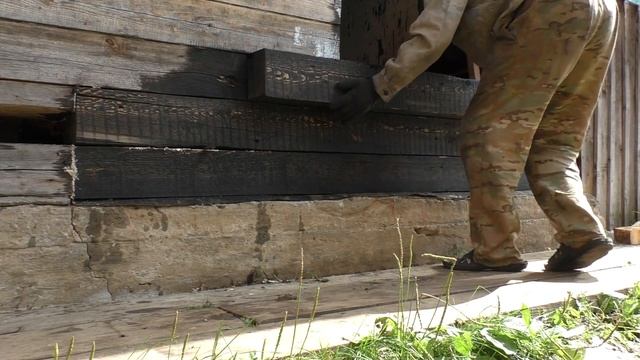 Ремонт брусового дома часть 3. Ложу брус. Передвинул проём окна. смотреть онлайн