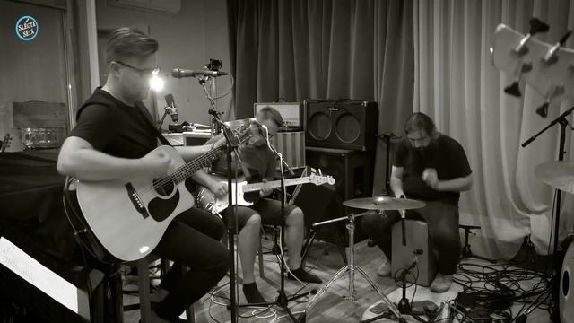 Живи смотреть онлайн