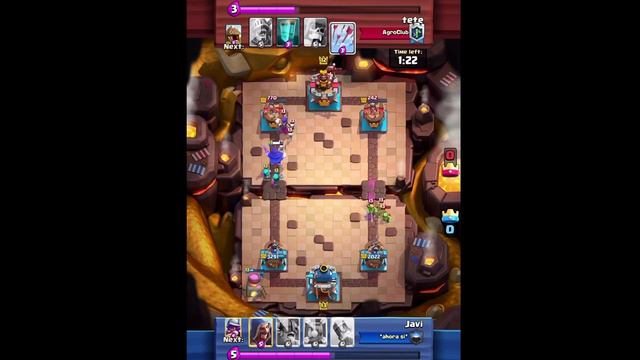 Clash Royale replay with 2 INTERESTING GIANT SKELETON DECKS! смотреть онлайн