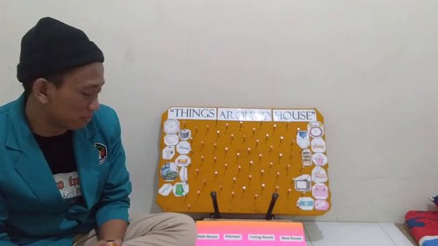 TEACHING ENGLISH TO YOUNG LEARNERS USING ROLL BOARD GAMES