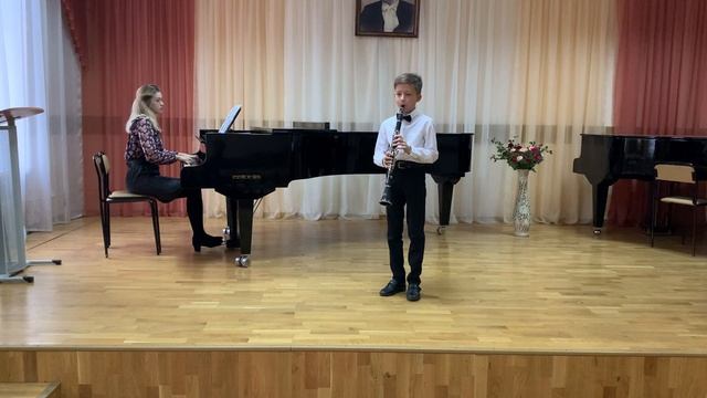 Никонов Глеб. Л.Боккерини "Менуэт" смотреть онлайн