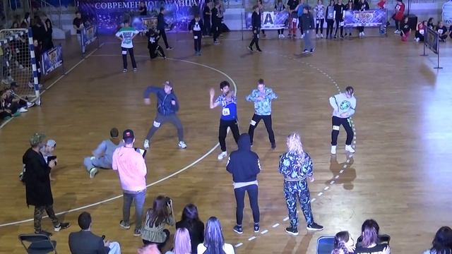 BIZON 2016 - HIP-HOP SOLO OPEN CLASS MALE - JUNIORS - 1/2 смотреть онлайн