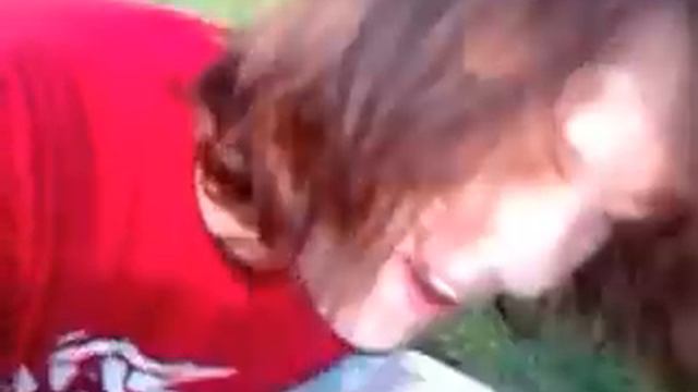 Юлька высмаркивается.mp4 смотреть онлайн