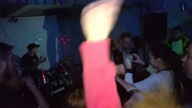 Фарш 15 лет: Не бухать смотреть онлайн